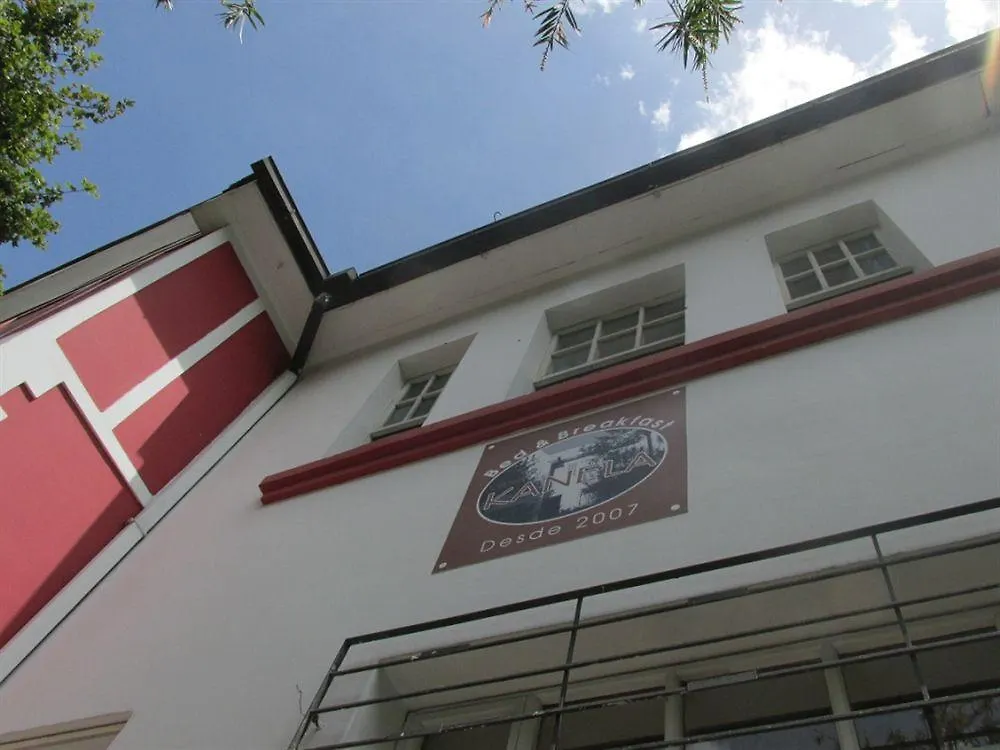 Hostal Casa Kanela Quito 2*,