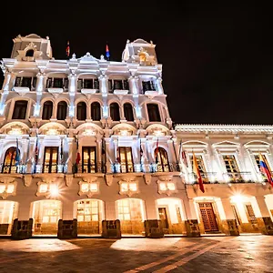 Plaza Grande ***** Кито